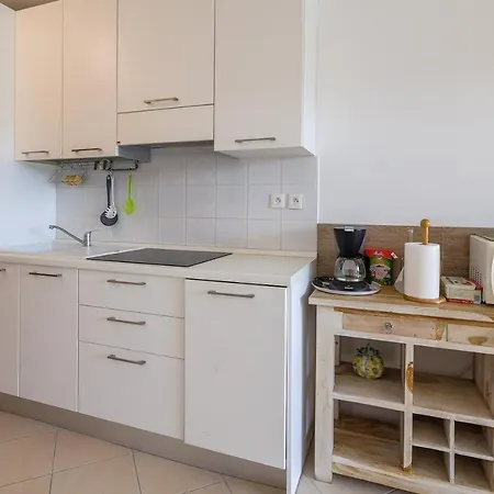 Appartement Résidence Eucalyptus - Appt Avec Terrasse LʼÎle-Rousse