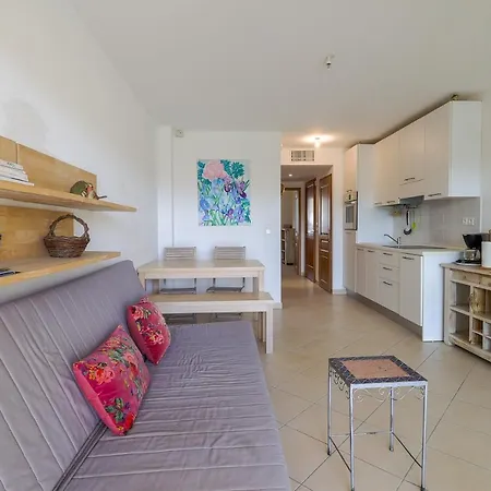 Eucalyptus - Appt Avec Terrasse Apartament