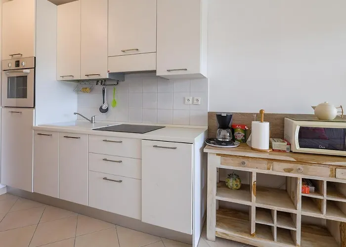 公寓 Eucalyptus - Appt Avec Terrasse LʼÎle-Rousse